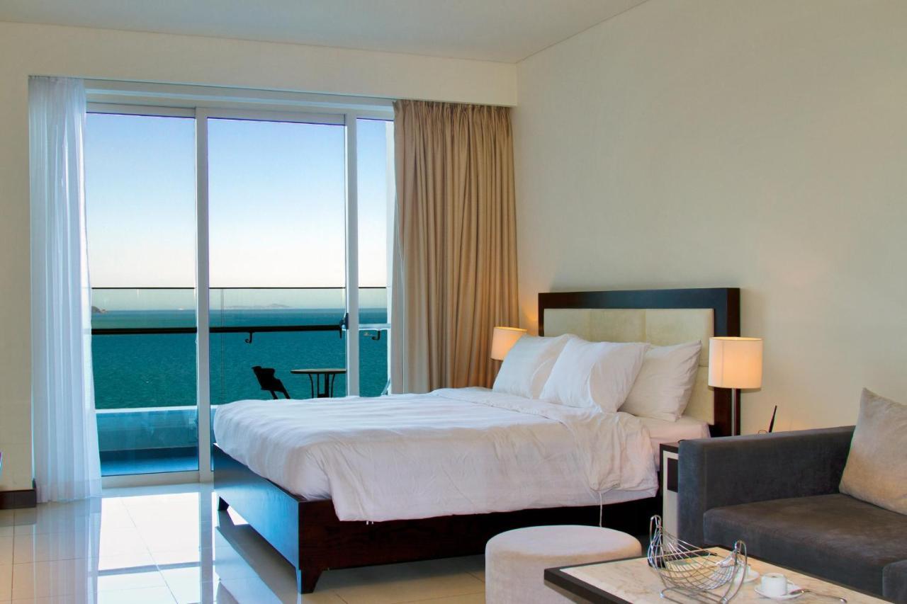 Neo Century Sea View Nha Trang Aparthotel Exterior photo